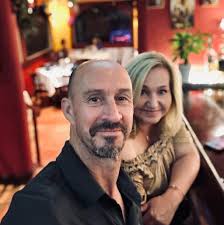 someone sent this to me & I couldn't help myself for a #FlashbackFriday  this was one of the first photo sessions we did together. y'all enjoy your  #MemorialDay weekend #RememberTheHeroes Van Hagar /