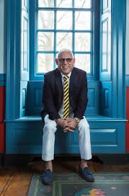 Flip through their new book, diamond baratta design, written with dan shaw (bulfinch, 272 pages, $55), and you'll see a white floor painted with black and cobalt dalmatian spots, each applied. Anthony Baratta