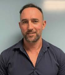 Dr Christopher Donohue