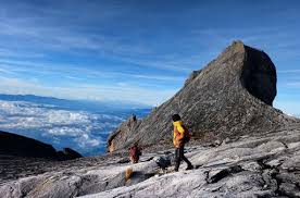 Ia adalah antara 20 gunung yang paling dikenali di seluruh dunia. Let S Climb Mount Kinabalu Kota Kinabalu District Destimap Destinations On Map