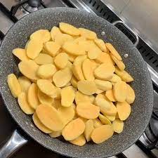 مدونة بنت الهاشمي on instagram بطاط ودياي بالكريمه طبق لذيذ جدا جربوه recipes food arabic food