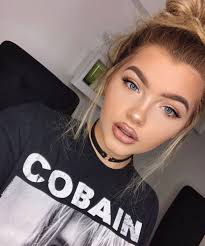 NEW PHOTO| Sophia Mitchell via instagram ( 04.14.17)