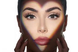 Der schleimhautverträgliche reinigungskomplex klärt mit seiner . Want Your Eyes To Look Bigger With Make Up Huda Shows Us How Cosmopolitan Middle East