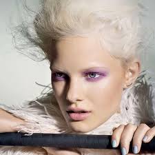 32 by Ne love magazine