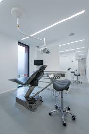 Agencement Cabinet Medical Orthodontie Design Contemporain Sol Resine Concept Bureau Fantini Robinetterie M Orthodontie Cabinet Design Contemporain
