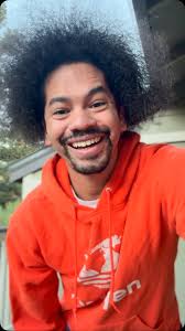 Praying for LA ❤️‍🩹 Thank you to all of you who are suffering and worrying  to somehow find the time to share with us that you are safe. Thinking of  you, and