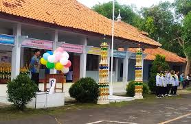 284 propinsi jawa barat kab/kota indramayu jenjang smp kontak telepon (0234)505503 fax (02345)05503 email smpn1_kdh@yahoo.co.id Smkn 1 Jatibarang Sukses Helat Geserere 3 Jabar Open Indramayu