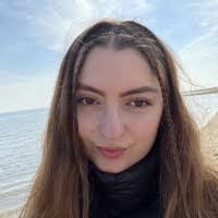 Patricia Holscher's Instagram, Twitter & Facebook