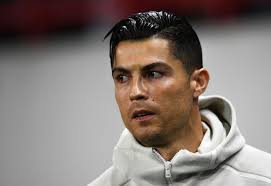 Welcome to the official facebook page of cristiano ronaldo. Plaksa S Bolshim Serdcem Fenomenalnyj Krishtianu Ronaldu Ria Novosti Krym 05 02 2021