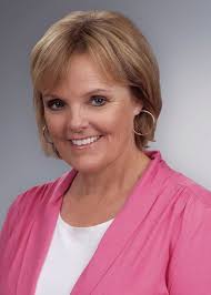 Suzanne Mccarroll's Instagram, Twitter & Facebook