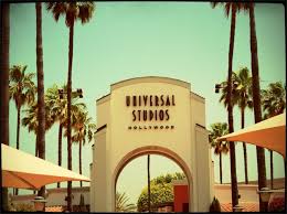 Ride the movies, live the adventure, experience epic thrills and more with universal parks and resorts. Universal Studios La Artwork Galerie Mactechnews De