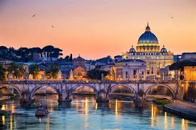 Rome) الإيطاليّة بقطاع سياحيّ قويّ وحيويّ؛ إذ تُعدّ هذه المدينة واحدة من أهم الوجهات السياحيّة على مستوى العالم، ويصفها الكثير بكونها أكبر مُتحف. Ø±Ø­Ù„ØªÙŠ Ø§Ù„Ù‰ Ø§ÙŠØ·Ø§Ù„ÙŠØ§ Ø±ÙˆÙ…Ø§ Ø¨Ø§Ù„ØµÙˆØ± Ø¹Ø·Ù„Ø§Øª
