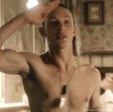 In 1998, hardy won the big breakfast 's find me a supermodel competition at the age of 21, earning him a brief contract with models 1. Tomhardyedit Tom Hardy Gif Find On Gifer