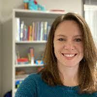 Amanda Lappe's Instagram, Twitter & Facebook