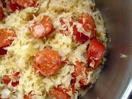 Crock Pot Kielbasa And Sauerkraut Recipe Food Com 136289 Sauerkraut And Kielbasa Recipe Saurkraut Recipes Crockpot Saurkraut Recipes