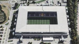 Zuvor hatte er für red bull salzburg gespielt und gewann mit dem club meisterschaft und pokal. Red Bull Arena Stadion Salzburg Salzburg Info