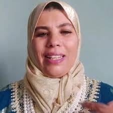 خويا منين تزوج بدّل سوارت الدار، وحنا اللي كنا ديما مولفين نمشيو ونحلو  وندخلو بلا حساب، قلنا ماشي مشكل كمدناها فقلبنا واحد النهار فقت مع صباح وقلت  ندوز نفطر مع مرتو، نبدلو