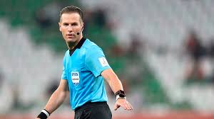 Hakem sayfasında danny makkelie isimli hakem hakkındaki bilgilere ulaşabilirsiniz. Maximum Pressure On Makkelie A Referee Under Suspicion Barcelonarealmadrid Com