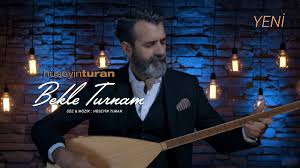 Bu evlilikten leyla i̇zmir isimli bir kız evlat sahibidir. Huseyin Turan Ile Soylesi Roportaj Murat Mengirkaon
