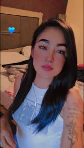 Carín León TikTok Compilation: Lesbian Love, Songs, and Dance