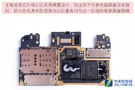 Yota YotaPhone 3 Teardown - MyFixGuide.com