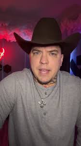 Adam Schank's Instagram, Twitter & Facebook