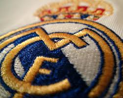 Real madrid logo wallpaper hd backgrounds and wallpapers real madrid cf 1920×1080. Real Madrid Wallpaper Desktop Real Madrid Logo Wallpaper 4k 1280x1024 Wallpaper Teahub Io