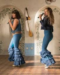 That's because lily james, from downton abbey and disney's cinderella, plays the young donna in. Lily James Shares Secrets From The Mamma Mia 2 Set Gma