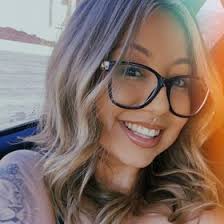 Olivia Staley (liviloovee)