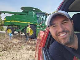 In memory of Zach Farmer, a true legend in the world of turkey hunting. On  January 28th, 2024, Zach Farmer lost his battle with cancer and was called  home by the Lord.