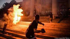 Explore belgrade's sunrise and sunset, moonrise and moonset. Violence Breaks Out At New Serbia Protests News Dw 08 07 2020