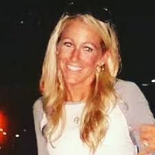 Danielle Berg's Instagram, Twitter & Facebook