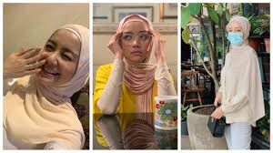 Mira filzah membeli sebentuk cincin untuk dirinya sendiri bersempena dengan sambutan tahun baru 2019. Mira Filzah Kongsi Gambar Terbaru Peminat Perasan Sesuatu Pada Gambar Tersebut Soya Lemon
