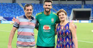 A visibly emotional alisson becker pays tribute to his late father. Shock In Brazil The Father Of Archers Alisson And Muriel Becker Found Dead Football24 News English