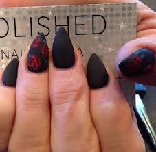 Black And Red Stiletto Nails Pin By Rachel On Beauty Stiletto Nails Rose Nails My Nails