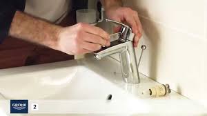 Comment Changer Facilement Une Cartouche D Un Mitigeur Lavabo Youtube