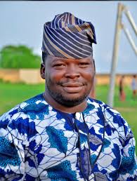 It's a fine gentleman's day folks!! turn up for our one and only Sir  Henry!!🥳 Our Odogwu adds a year today and its marvelous in our sight. God  bless your new age