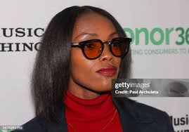 182 Tia Grant Photos & High Res Pictures