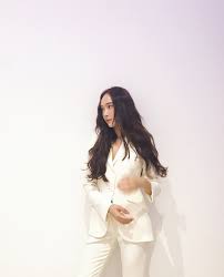 I do not own anything. Snsd Pics On Twitter Jessica Jung Is South Korea S Famous Rich And Beautiful Queen