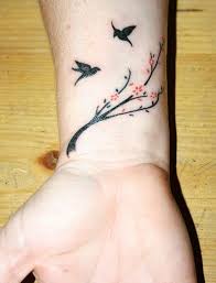 Birds Do It Bees Do It Even Educated Fleas Do It Tweet Wrist Tattoo Ideas Snakes Bracelets Celtic Designs Corsages And Watches Small Wrist Tattoos Wrist Tattoos Girls Wrist Tattoos For Women