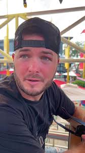 Flatten then a Flitter! 🍑🤣 #jokes #peachy #couplescomedy😂 #areyouignert