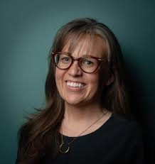 Melissa Richards's Instagram, Twitter & Facebook