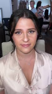 Jacklyn Holt's Instagram, Twitter & Facebook