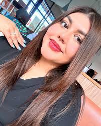 Vanessa Suarez's Instagram, Twitter & Facebook