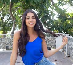 عقدت ملكة جمال لبنان السابقة فاليري أبو شقرا. ÙØ§Ù„ÙŠØ±ÙŠ Ø§Ø¨Ùˆ Ø´Ù‚Ø±Ø§ ØªÙˆØ¯Ø¹ Ø§Ù„Ø¹Ø²ÙˆØ¨ÙŠØ© ÙÙŠ Ø­ÙÙ„ Ø®Ø§Øµ Ø¬Ù…Ø¹Ù‡Ø§ Ø¨ØµØ¯ÙŠÙ‚Ø§ØªÙ‡Ø§ ØªØµÙ Ø­ÙŠ Ø§Ù„ØµÙˆØ± Ø§Ù„Ø¢Ù† Ø£Ù†ÙˆØ«Ø©