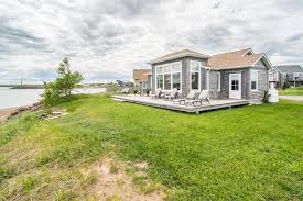 The vacations homes are ideally situated for your cottages new brunswick vacation rentals near shediac and visits to parlee beach, bouctouche dunes, fundy trail, pei, cocagne & moncton areas. New Brunswick Beautiful Vacation Home Cottage Rentals Cocagne Nb