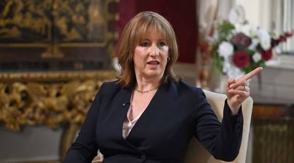 Rachel Reeves warns Andy Burnham that he needs a 'worked-through plan' for  No 10. It's only taken two years of government for her to come up with that  gem