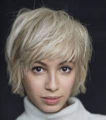 Insbesondere kompakte frisuren eignen sich sehr gut, da sie nicht zu fransig oder zu gestuft geschnitten werden. Kurzhaarfrisuren Fur Dunnes Haar Freche Pfiffige Top Frisuren