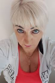 Lolita Becker's Instagram, Twitter & Facebook