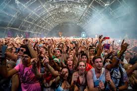 Hilburn called it the premier pop music festival in the country, while rolling stone labeled it america's best music festival. Music Festival Boom And Bust Lollapalooza Coachella And Desert Trip Boast Big Sales But Some Fests Are Suffering Salon Com